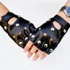 Luvas Hip-Hop Masculinas Rivet Não Convencionais Meio Dedo Estilo Punk Performance Rock Sem Dedos Fabricante Atacado