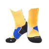Meias de basquete respiráveis de novo estilo, meias de toalha, meias esportivas, meias profissionais de corrida, treinamento, meias de basquete masculinas, meias de elite de tubo médio