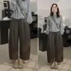 Feito sob medida, estilo novo de 2026, calça popular deste ano de perna larga, corte curvo, bom caimento, comprimento cropped, perfeita para o outono