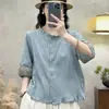 Nueva camisa con borde bordado estilo chino para mujer, nuevo modelo de verano 2026, top de algodón y lino con manga de farol