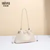 Design de Nicho Nova Bolsa Plissada com Cordão Tecido Moda Simples Feita à Mão Nuvem Bolsa de Ombro/Axila