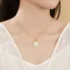 Collar de Plata Pura 925 con Patrón de Nube Ruyi Cubo de Azúcar Pequeño para Mujer, Nuevo Estilo Chino Tendencia Nacional Cadena de Clavícula de Jade Hetian con Colgante de Paz