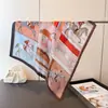 Pañuelo Cuadrado de Imitación Seda con Estampado Ecuestre Transfronterizo Chal Versátil Bufanda de Cuello de Gama Alta Pañuelo para la Cabeza Pañuelo de Seda Bufanda para Mujer