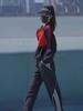 Traje deportivo de productos europeos para mujer primavera y otoño 2025 nueva moda estilo occidental color a juego top reductor de edad para correr dos piezas moda