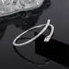 Pulseira de Cobra Minimalista Europeia e Americana com Design Único, Nova Pulseira da Moda para Mulheres