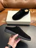 Mules populares de gamuza para comercio exterior con punta cerrada, zapatos planos STN con diseño hueco, zapatos slip-on transpirables para uso en exteriores