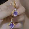 Diseño de Nicho, Elegantes y a la Moda Pendientes de Cristal Morado para Mujer, Exquisitos y Versátiles Pinzas para Oreja con Forma de Rombo, Pendientes de Nuevo Estilo 2026