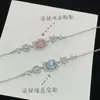 Pulsera de Hello Kitty, estilo nuevo, diseño hueco, linda e inocente. Pulseras incrustadas exquisitas y de alta gama al por mayor.