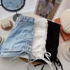 Shorts Jeans Stretch de Cintura Alta para Mulheres Verão Azul Claro Design com Cordão Look Emagrecedor A-Line Alça Short Quente Novo Estilo