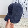 Boné de Baseball de Veludo Cotelê de Inverno para Mulheres, Novo Boné Jacquard Versátil Casual Bico de Pato, Afina o Rosto, Espessado e Quente, Unissex