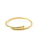 Aml Moda Callejera Trendy Estilo Europeo y Americano Pulsera Abierta Retorcida para Uñas de Mujer Pulsera de Cadena Suministro de Fábrica