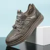 Zapatos Casuales de Cuero para Hombre de Primavera y Otoño Transpirables Antideslizantes Zapatos Deportivos Suela Suave Superficie Suave Versátiles Zapatos de Negocio Zapatos de Malla de Cuero