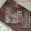 Acessórios de Arte para Unhas Coração de Liga Metálica Misturados Luxuosos Versáteis Vazados Cheios de Diamante Brilhante em Formato de Coração Decoração de Unhas DIY Atacado