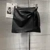 Falda Mini Bodycon de Cuero PU con Tirantes, Diseño de Cintura Alta, Novedad Otoño 2026, Estilo Hot Girl