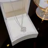Colar com Pingente de Coroa de Princesa Francesa Design de Coração de Camada Dupla Senso de Design Corrente Fina Simples Diário Atmosfera Exquisita Colar