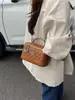 Bolsas pequeñas transfronterizas para mujer 2026 nuevo bolso acolchado con cadena de moda europea y americana bandolera de un solo hombro bolso tipo caja