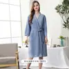 Bata de invitado peluquería tienda de celebridades en línea nueva bata de baño toalla de baño albornoz extra grande bata de invitado salón de belleza sauna Hotel