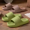 Novedad Verano 2026 Estilo Nuevo Pantuflas para Casa Interior para Baño con Patrón Cuadriculado Irregular
