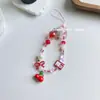 Funda de Teléfono Acrílica Colorida de Dibujos Animados con Cuentas Estilo Coreano, Fresca y Sencilla, con Cadena, Correa Corta Universal Versátil, Selección de Influencers de Moda