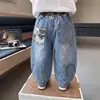 Pantalones Vaqueros Sueltos para Niños de Primavera y Otoño Estilo Coreano Frescos de Moda Pierna Curva para Bebés y Niños Pequeños Pantalones de Estilo Urbano Comercio Exterior