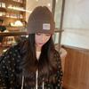 Gorro de inverno gorro quente de tricô moda estudante menina moderno rosto pequeno novo à prova de frio ciclismo bico fechado gorro de lã