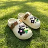 Nuevos Zapatos Perforados para Exteriores Sandalias para Mujer Mocasines para Mujer Pisables Oficina Suela Gruesa Lindos Uso Bidireccional Dibujos Animados Verano Diario Venta al por Mayor