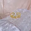 Nuevo Anillo Abierto Estilo Palacio Clásico Chino Patrón de Encaje con Diamantes Diamante Verde Lujo Accesible Anillo Francés de Gama Alta para Mujer