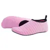 Nuevos zapatos y calcetines de playa para snorkel para hombres, mujeres y niños, adecuados para buceo y natación, con suelas blandas, de secado rápido, antideslizantes y resistentes a cortes, fabricados por un fabricante de zapatos de vadeo