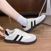 Zapatillas deportivas de entrenamiento de suela plana estilo retro americano para mujer, nuevas de primavera 2025, versátiles, casuales, populares, transpirables, de suela blanda