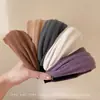 Faixa de Cabeça Veludo Vintage Curta de Aba Larga para Mulheres, Novo Estilo para Início de Outono, Faixa de Cabelo Versátil de Coroa Alta para Sair, Acessório de Cabelo Presilha