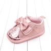 Zapatos de bebé para niña con patrón brillante de lazo, moda estilo Western, suela suave para bebé, zapatos para dar los primeros pasos BHX3062
