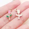 Nuevos 20 Modelos de Flor de Fruta Rosa Roja con Goteo de Aceite Flor de Rosa Colgantes de Aleación Accesorios de Joyería para Collar Pulsera Llavero
