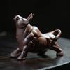 Pet de Chá de Argila Roxa Vaca Ornamentos Tourada Zodíaco Vaca Feito à Mão Argila Roxa Acessórios para Conjunto de Chá Escultura Decorativa Pode Ser Criada