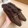 Zapatillas peludas retro elegantes y modernas con forro polar, de punta cerrada, para mujer, nuevo estilo 2026, mocasines slip-on populares