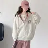 Conjunto de Ropa de Otoño para Niñas: Conjunto de Dos Piezas con Sudadera Patchwork y Pantalones Cargo KT para Niños Mayores, Atuendo Casual Lindo Moderno de Otoño