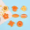 Nuevo al por mayor Pan Artificial Pequeño Resina Miniatura Juguete de Comida Accesorios Pendientes DIY Pasadores Casa de Muñecas Joyería Accesorios