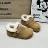 Zapatos Birkenstock Cálidos y Esponjosos para Mujer 2026 Invierno Nuevo Estilo Mocasines de Celebridad de Internet de Moda Versátiles para Exteriores Zapatos de Algodón para la Nieve