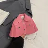 Bolsa de Ombro com Design Personalizado Bolsa Pequena Moda Feminina Nova Bolsa Camisa Verão 2025 Bolsa de Corrente Simples Bolsa Transversal Moderna