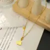 2024 Nova Sorte Letra da Sorte Coelho Pingente de Luxo Leve Colar Feminino Aço Titânio Não Desbota Corrente da Clavícula Acessórios
