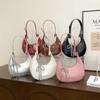 Texted Retro Portátil Pequena Bolsa Feminina 2025 Outono Nova Simples Casual Bolsa de Ombro Bolsa de Mão Moda Bolsa de Axila