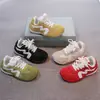 Zapatillas de entrenamiento alemanas estilo retro para niños, moda nueva primavera y otoño, zapatillas casuales versátiles para niñas y niños, zapatillas deportivas para correr