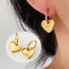Pendientes de acero inoxidable europeos y americanos transfronterizos de Amazon, pendientes de amor retro, pendientes de oro de 18 quilates en forma de corazón, orejas de mujer de moda