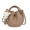 Bolsa de mão vintage de alta qualidade para mulheres, nova moda 2026, bolsa transversal estilosa e versátil, bolsa tipo saco texturizada para o dia a dia