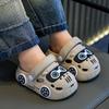 Pantuflas de Verano para Niños Caricaturas Niños y Niñas Antiderrapantes Suela Suave Interior y Exterior Coche Sandalias con Agujeros para Dedos del Pie de Bebé