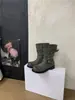 Botines de Motociclista con Tacón Grueso y Hebilla Retro para Mujer, Nuevo Estilo Otoño/Invierno 2026, Puntera Redonda Desgastada, Botas de Jinete Versátiles que Adelgazan