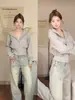 Traje deportivo casual de principios de otoño 2026, estilo nuevo para niñas, estilo moderno y relajado, sudadera con capucha y falda, conjunto de ropa estilo coreano