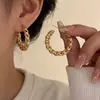 Brincos de Argola Grandes com Padrão Trançado Vintage e Toque Metálico de Alto Padrão, Design Moderno, Brincos da Moda e Versáteis