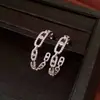 Pendientes Redondos Huecos en Forma de C con Circonita de Aguja Plateada, Pendientes Exquisitos de Moda de Nicho con un Diseño de Lujo Ligero y de Alta Gama