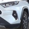 Adecuado para el marco de la luz antiniebla delantera Toyota RAV4 20-24, modificación exterior, cubierta de la luz antiniebla, accesorios de apariencia de tira brillante