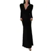 Ropa de mujer transfronteriza europea y americana 2026: vestido largo ajustado de manga larga con cuello en V de color liso, elegante y sofisticado